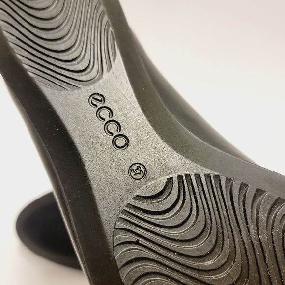 Ecco Touch Ballerina 2 Snake Embossed Ballet Flats Black Leather SlipOn 6.5 NWOB - Picture 11 of 13